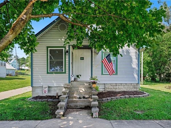 206 N 4th Street, Fairfax, MO 64446