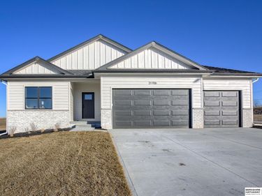 11663 S 125th Street, Papillion, NE 68048