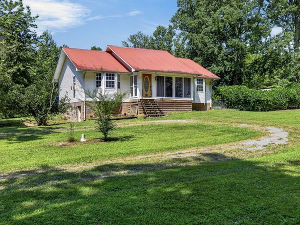 7220 Friendly Rd , Baxter, TN 38544