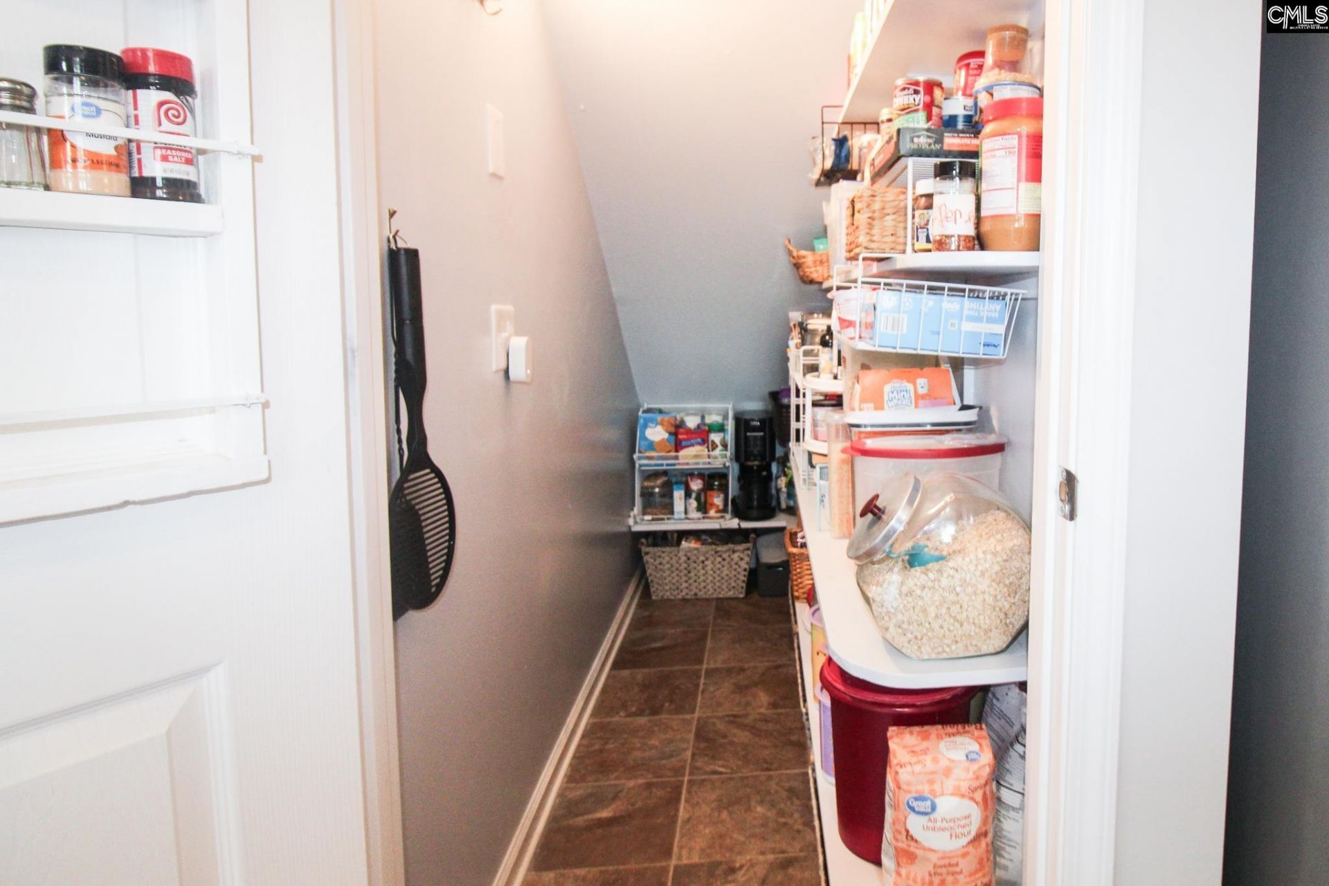 121 Ridgehill Drive Photo 10