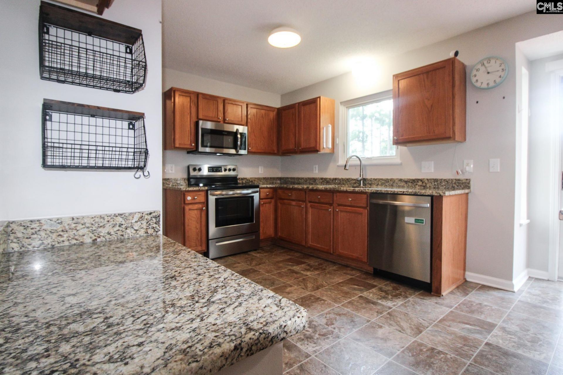 121 Ridgehill Drive Photo 9