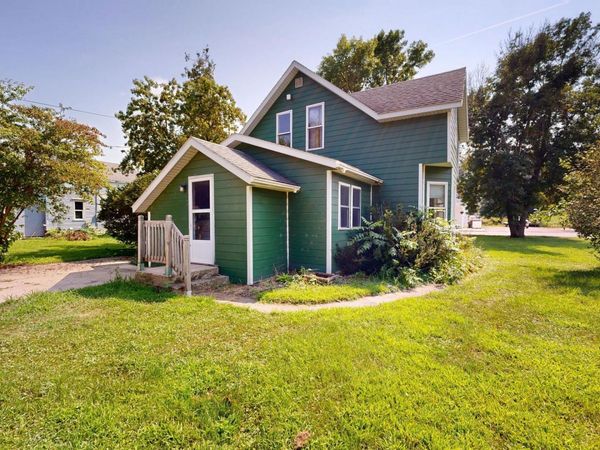 707 Atlantic Avenue , Kerkhoven, MN 56252