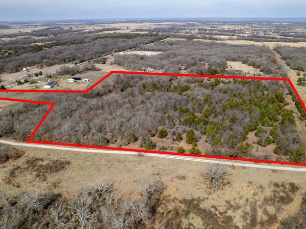 1 Bridgeview, Madill, OK 73446