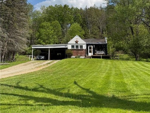 1524 Thurber Road , Corning, NY 14830