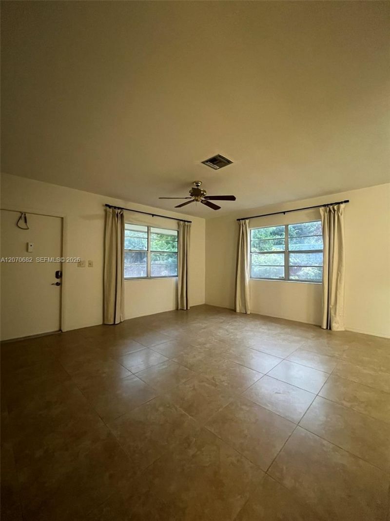 5706-5708 Lincoln St, Unit 1-2, Hollywood, FL 33021 Photo