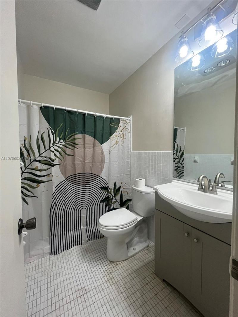 5706-5708 Lincoln St, Unit 1-2, Hollywood, FL 33021 Photo