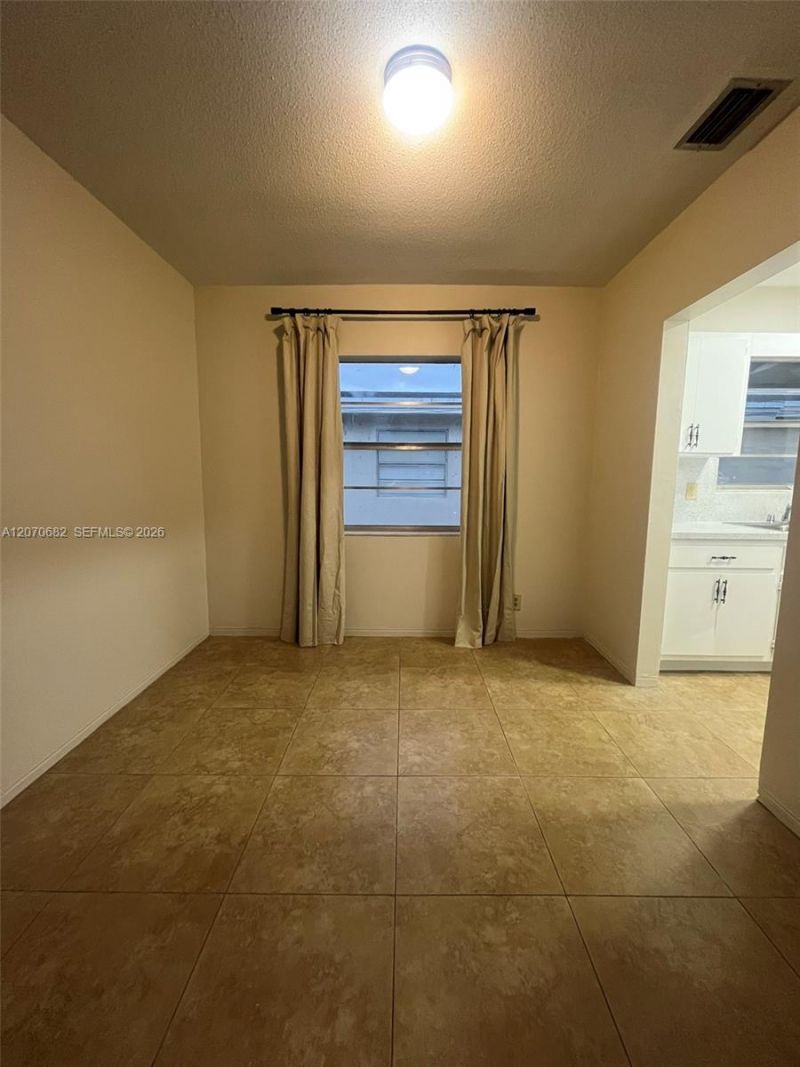 5706-5708 Lincoln St, Unit 1-2, Hollywood, FL 33021 Photo