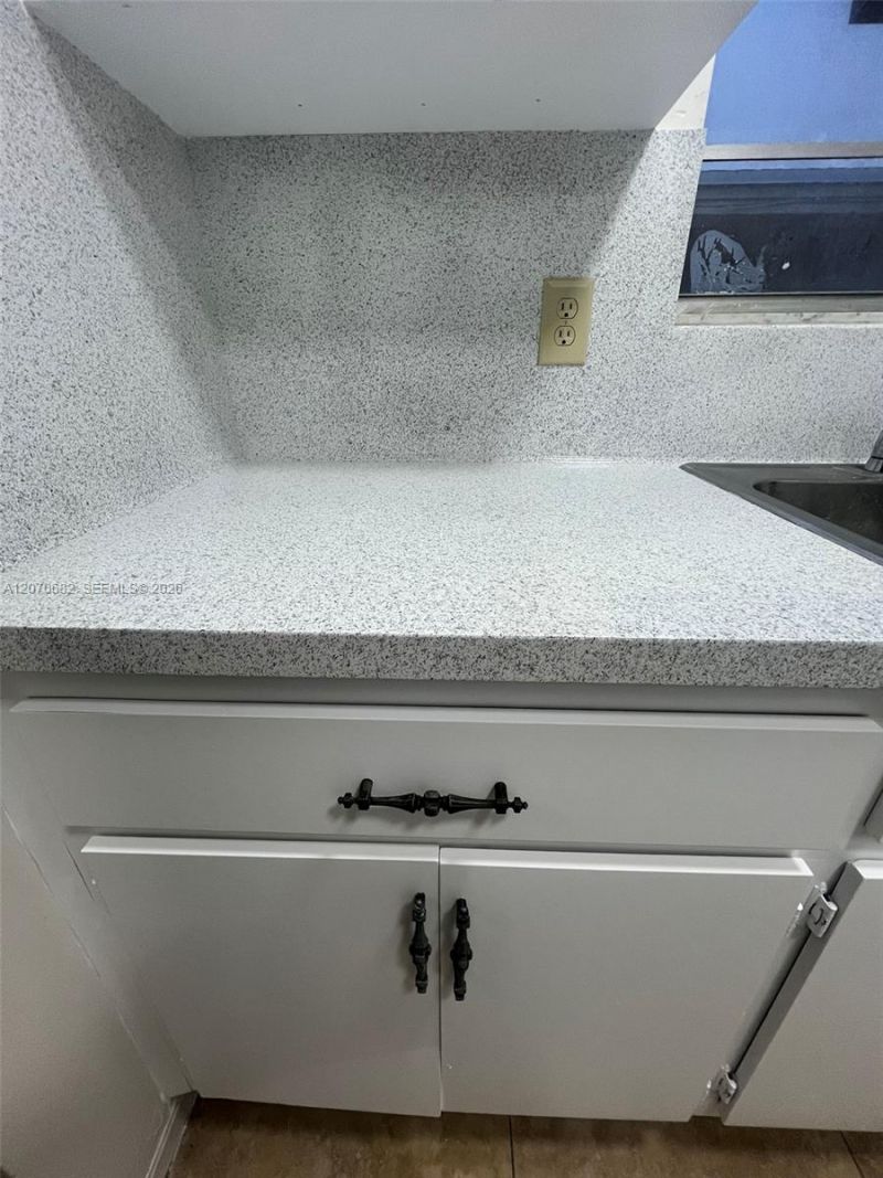 5706-5708 Lincoln St, Unit 1-2, Hollywood, FL 33021 Photo