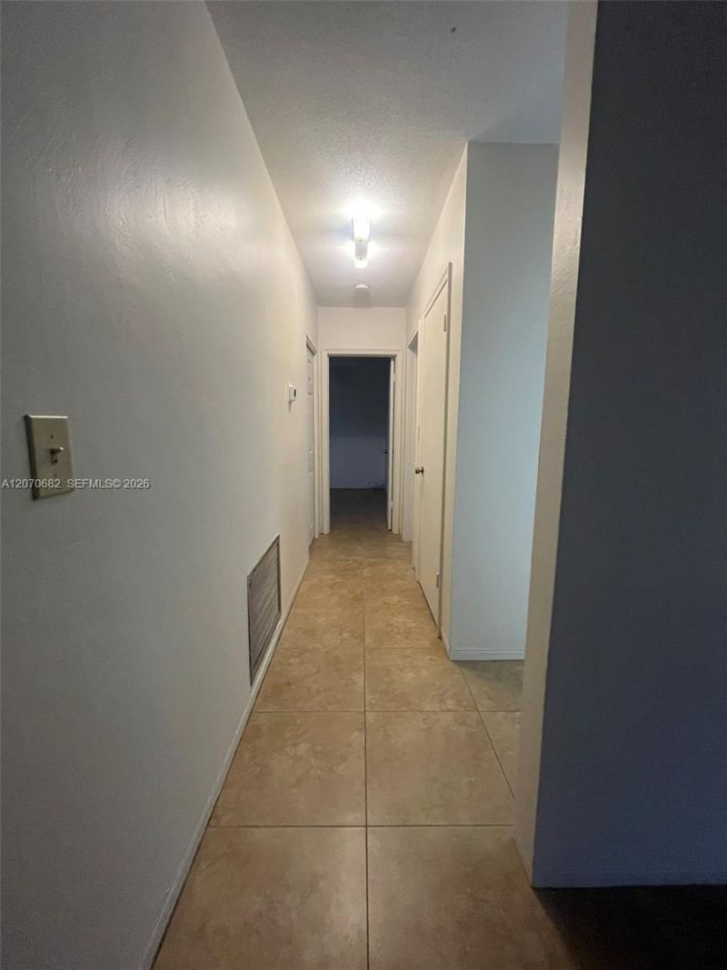 5706-5708 Lincoln St, Unit 1-2, Hollywood, FL 33021 Photo