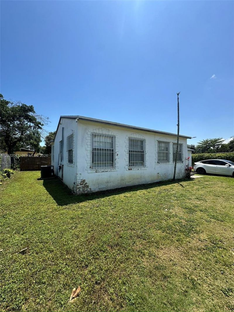 382 NW 82nd St , Unit 382, Miami, FL 33150 Photo