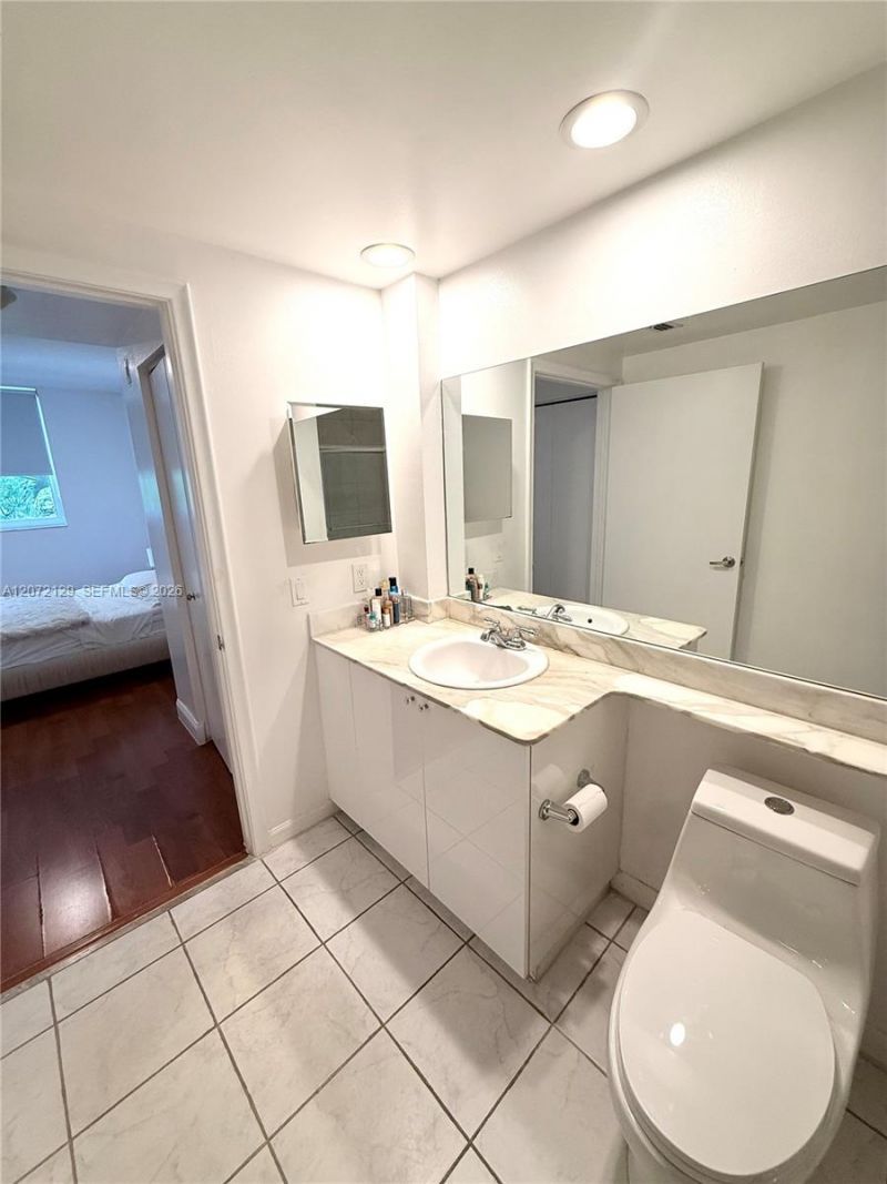 2775 NE 187th St , Unit 313, Aventura, FL 33180 Photo