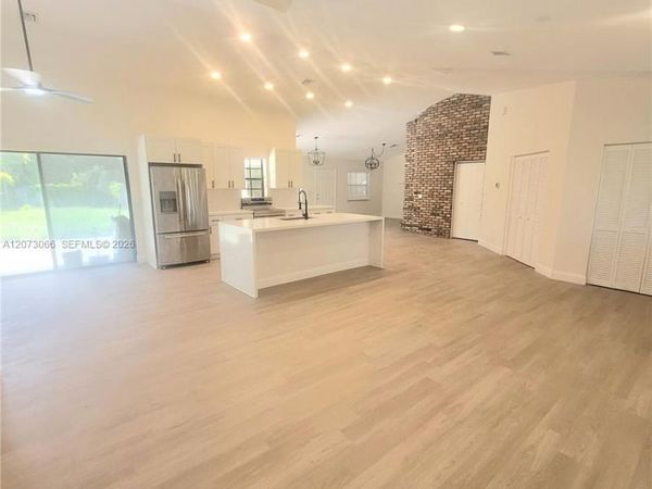 7261 N 140th Ave, West Palm Beach, FL 33412