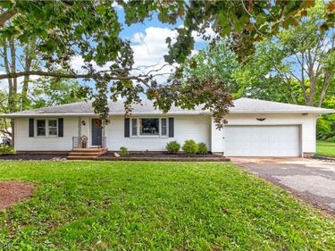 39422 Chestnut Ridge Road , Elyria, OH 44035