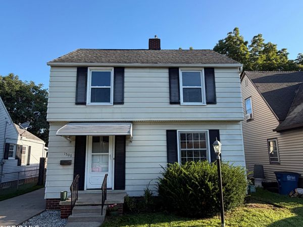 1506 Crestwood Road , Toledo, OH 43612