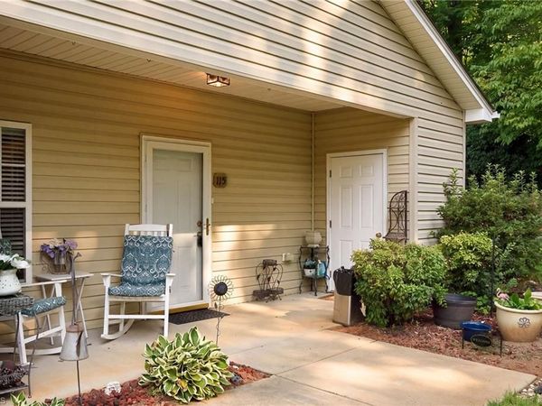 115 E Brick Walk Court , Mocksville, NC 27028