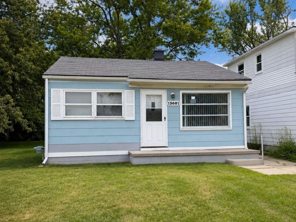 13681 Hendricks Avenue, Warren, Mi 48089