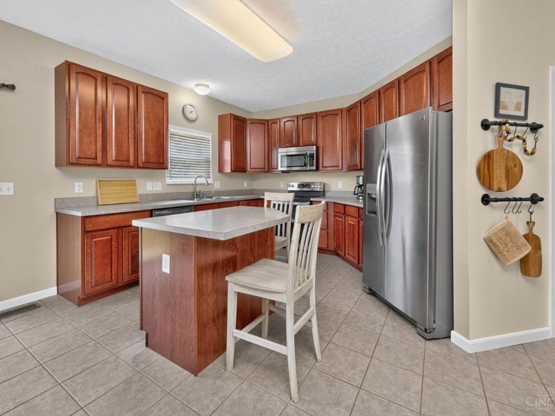 926 Birch Grove, Hamilton Township, OH 45152 Photo 10