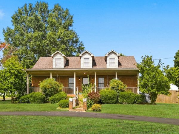923 Adams Ave , Hopkinsville, KY 42240