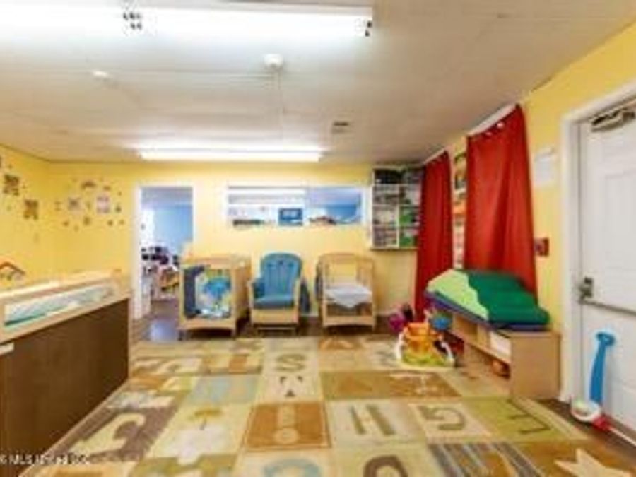 Property Image 16