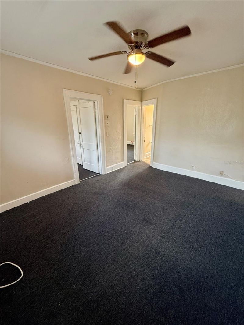 634 14th Street N, Unit 1/2, Saint Petersburg, FL 33705 Photo