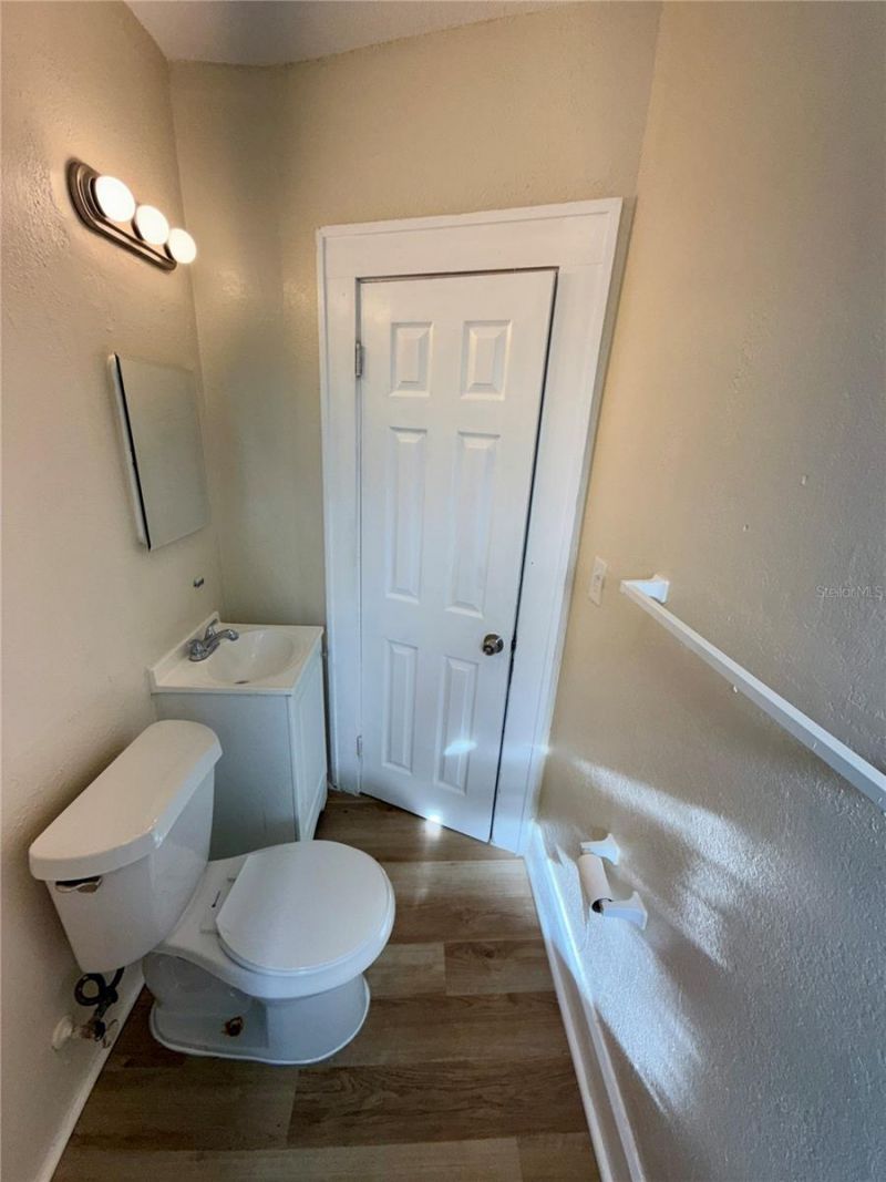 634 14th Street N, Unit 1/2, Saint Petersburg, FL 33705 Photo