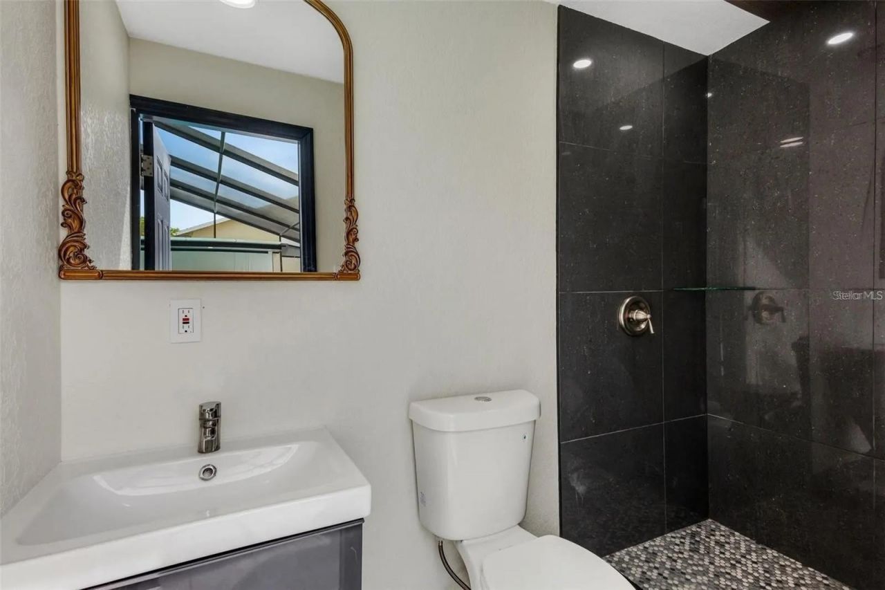 4512 86th Street W, Bradenton, FL 34210 Photo
