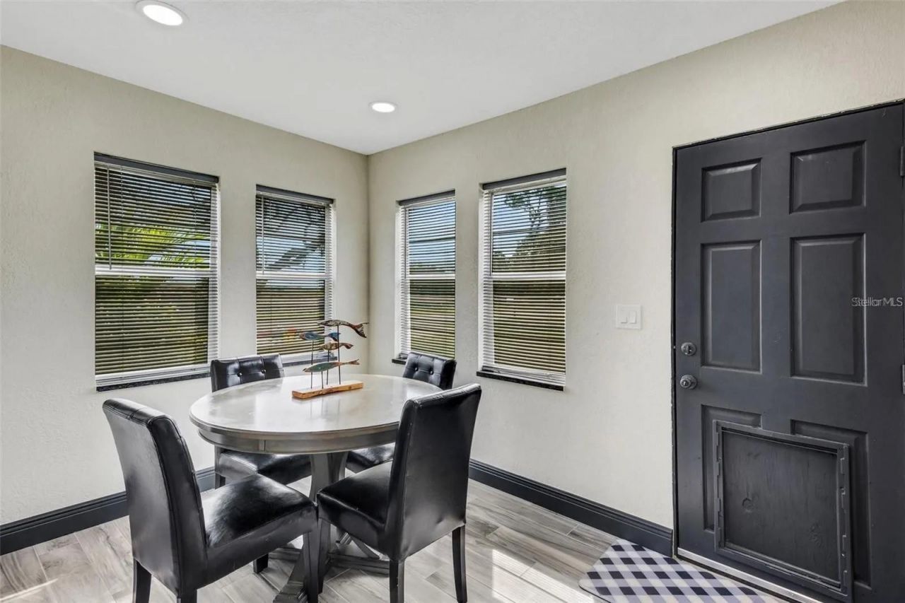 4512 86th Street W, Bradenton, FL 34210 Photo