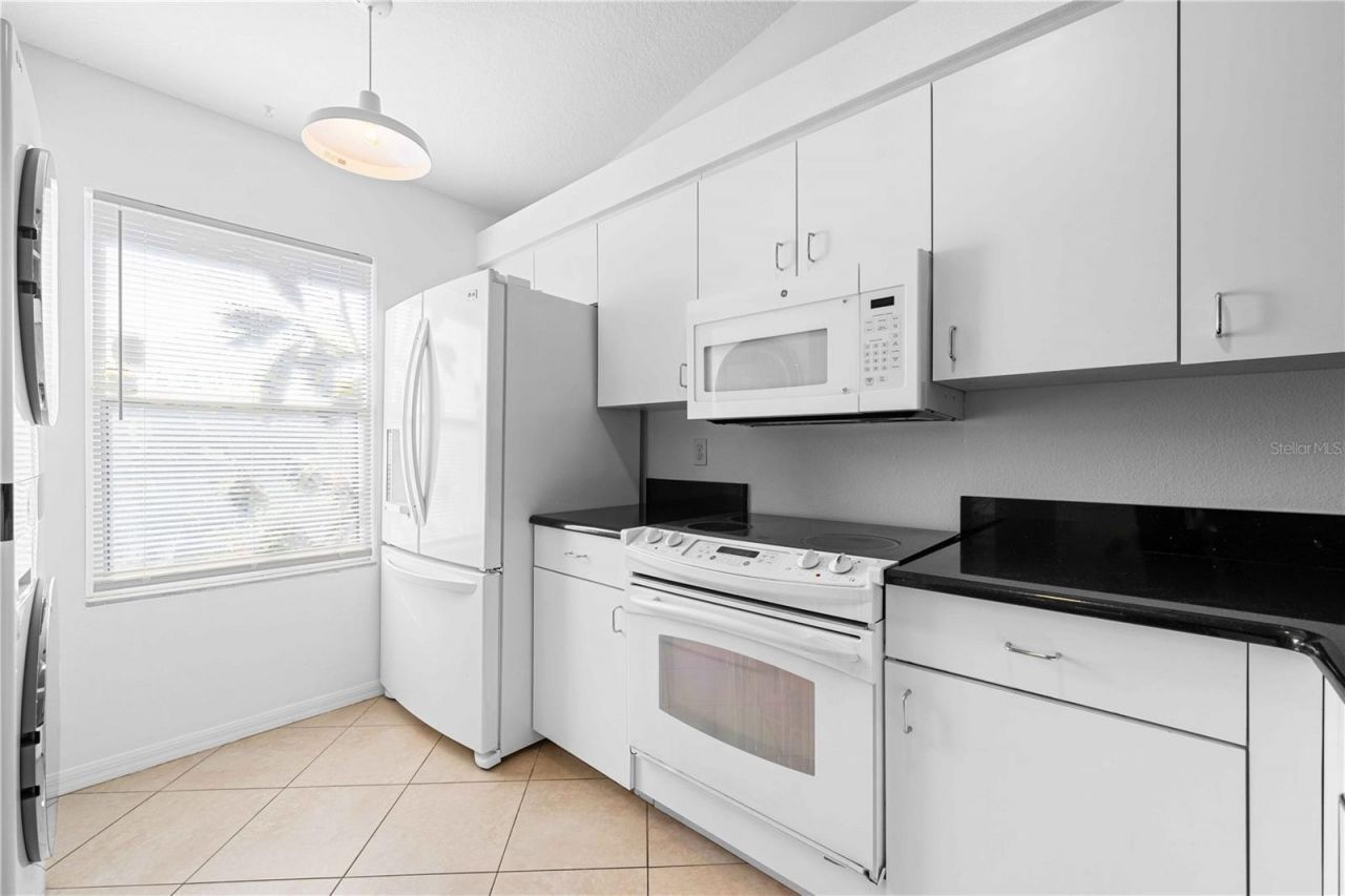 630 N Jefferson Avenue , Unit 19, Sarasota, FL 34237 Photo