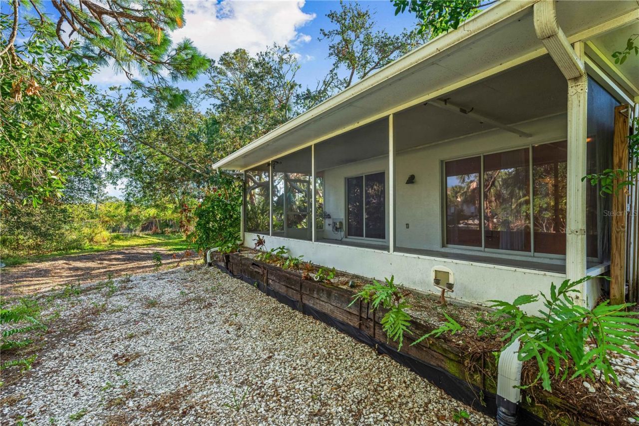 630 N Jefferson Avenue , Unit 19, Sarasota, FL 34237 Photo