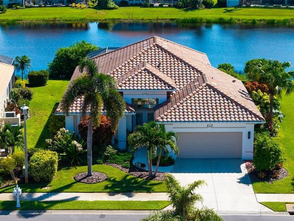679 LAKESCENE DRIVE , VENICE, FL 34293