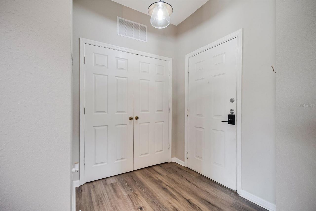 2817 Almaton Loop, Unit 402, Kissimmee, FL 34747 Photo