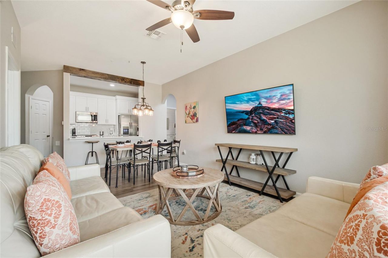 2817 Almaton Loop, Unit 402, Kissimmee, FL 34747 Photo