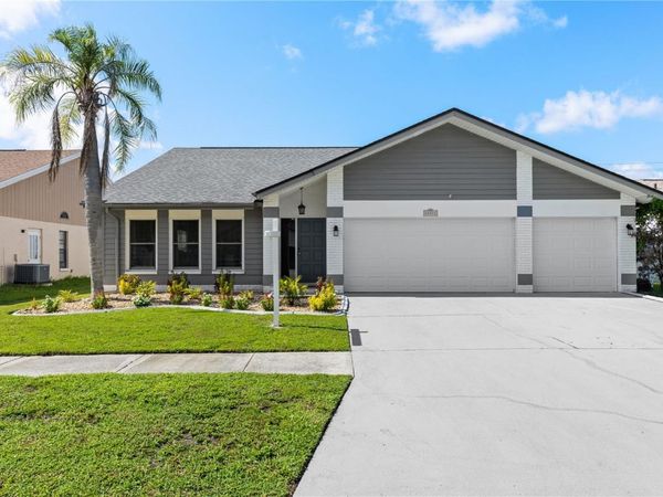 12212 STEPPINGSTONE BOULEVARD, TAMPA, FL 33635