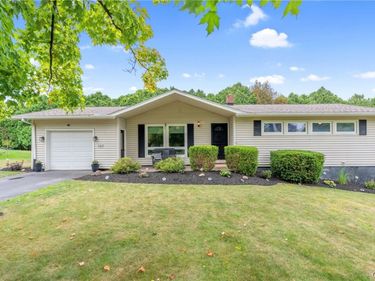 107 Sylvan Way, Camillus, NY 13031
