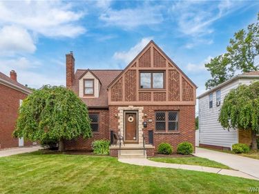 90 Hendricks Boulevard, Amherst, NY 14226