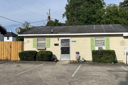 2201 Marshall Street photo 4