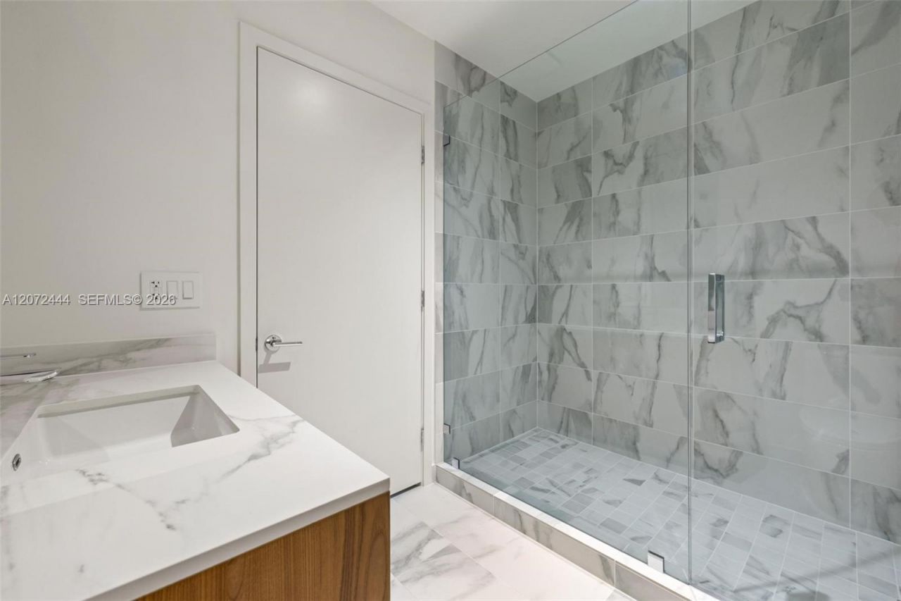 1400 Biscayne Blvd , Unit 1903, Miami, FL 33132 Photo