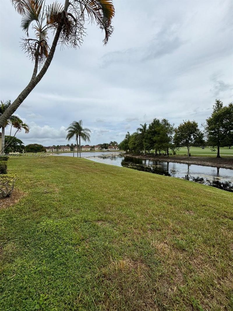 12620 Vista Isles Dr, Unit 1015, Sunrise, FL 33325 Photo