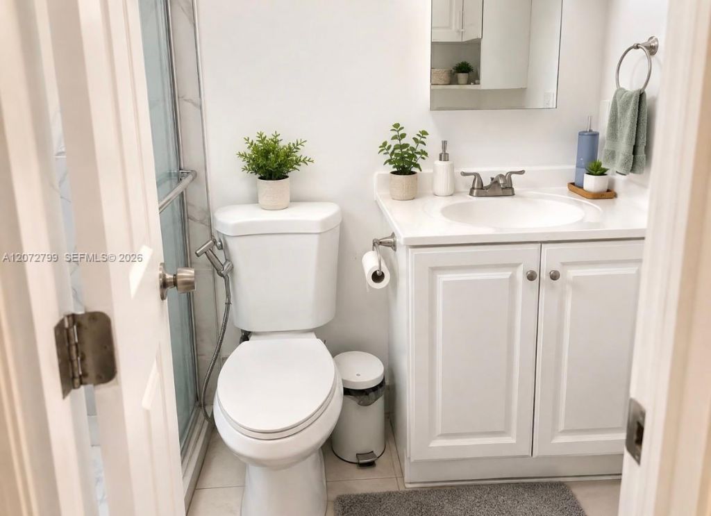 4118 N Circle Dr , Hollywood, FL 33021 Photo