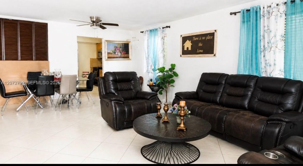 4118 N Circle Dr , Hollywood, FL 33021 Photo