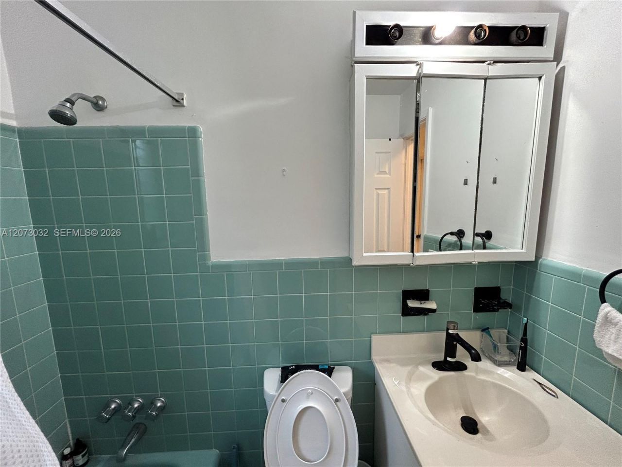 571 SW 29th Ter , Fort Lauderdale, FL 33312 Photo