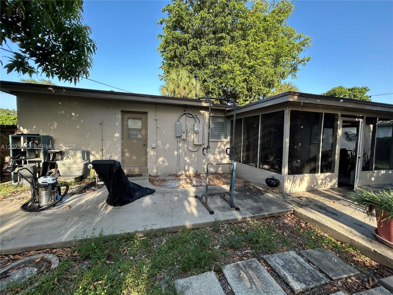 571 SW 29th Ter , Fort Lauderdale, FL 33312 Photo