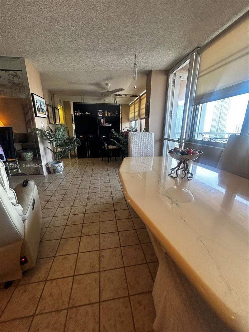 251 174th St, Unit 2315, Sunny Isles Beach, FL 33160 Photo