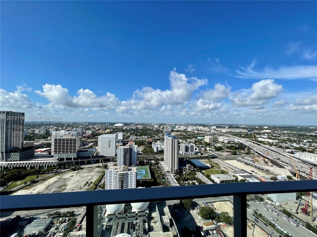 851 NE 1st Ave , Unit 3606, Miami, FL 33132 Photo