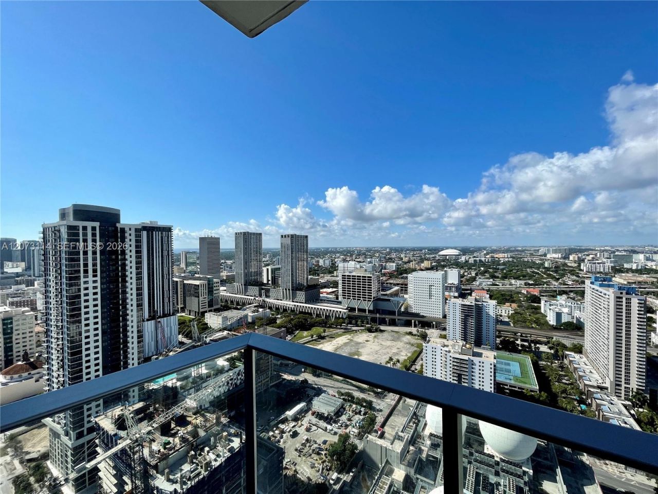 851 NE 1st Ave , Unit 3606, Miami, FL 33132 Photo