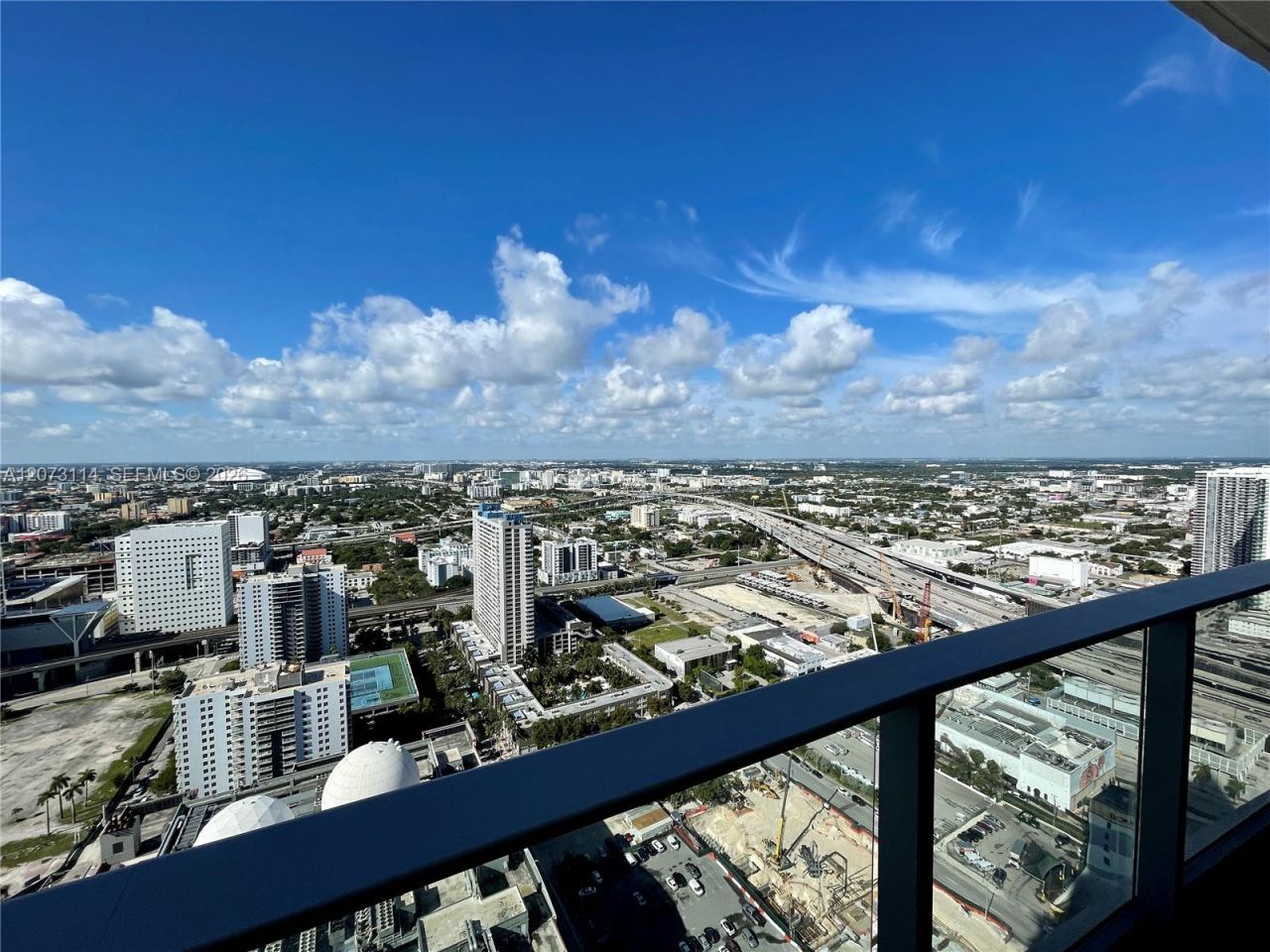 851 NE 1st Ave , Unit 3606, Miami, FL 33132 Photo