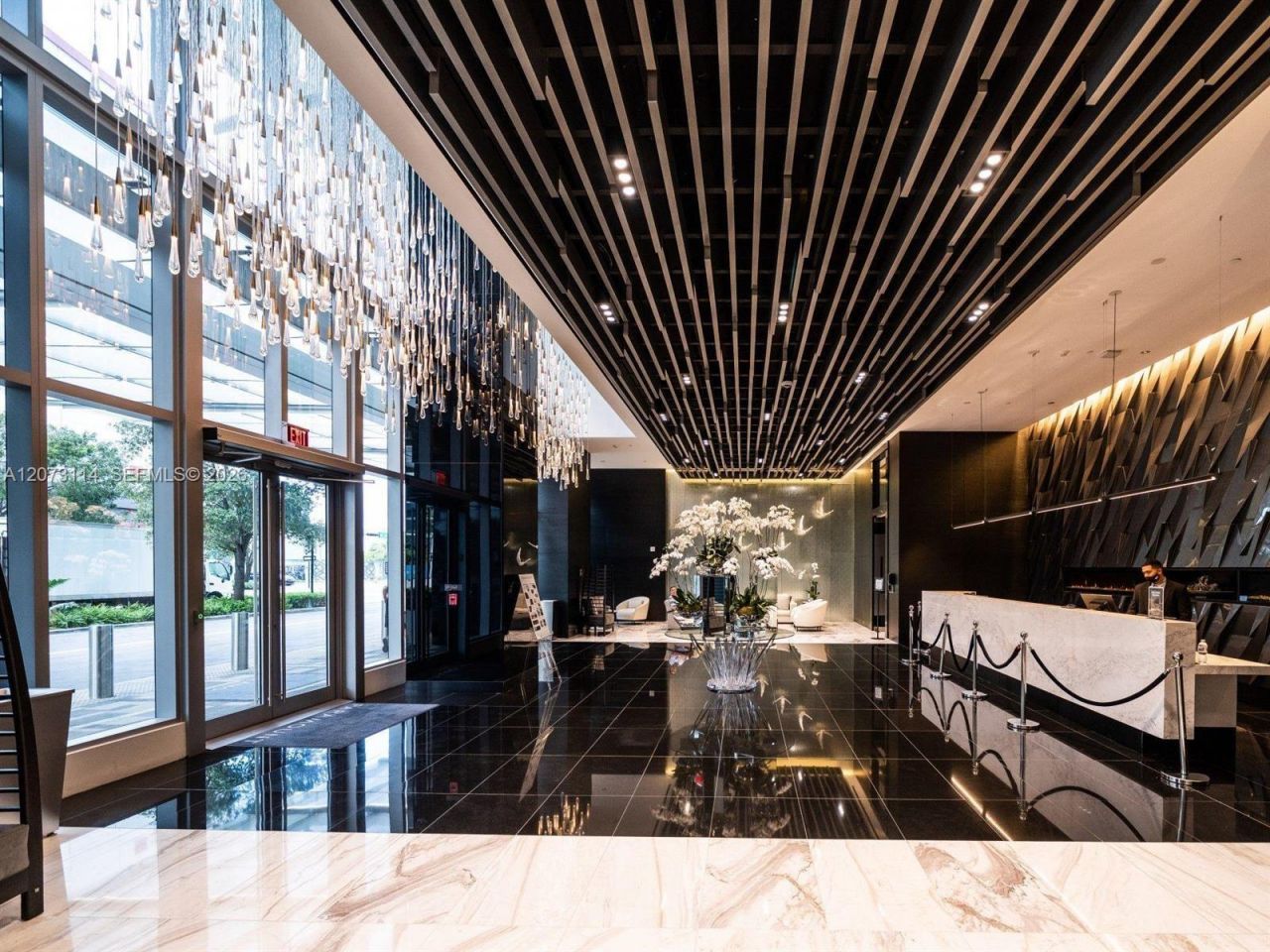 851 NE 1st Ave , Unit 3606, Miami, FL 33132 Photo