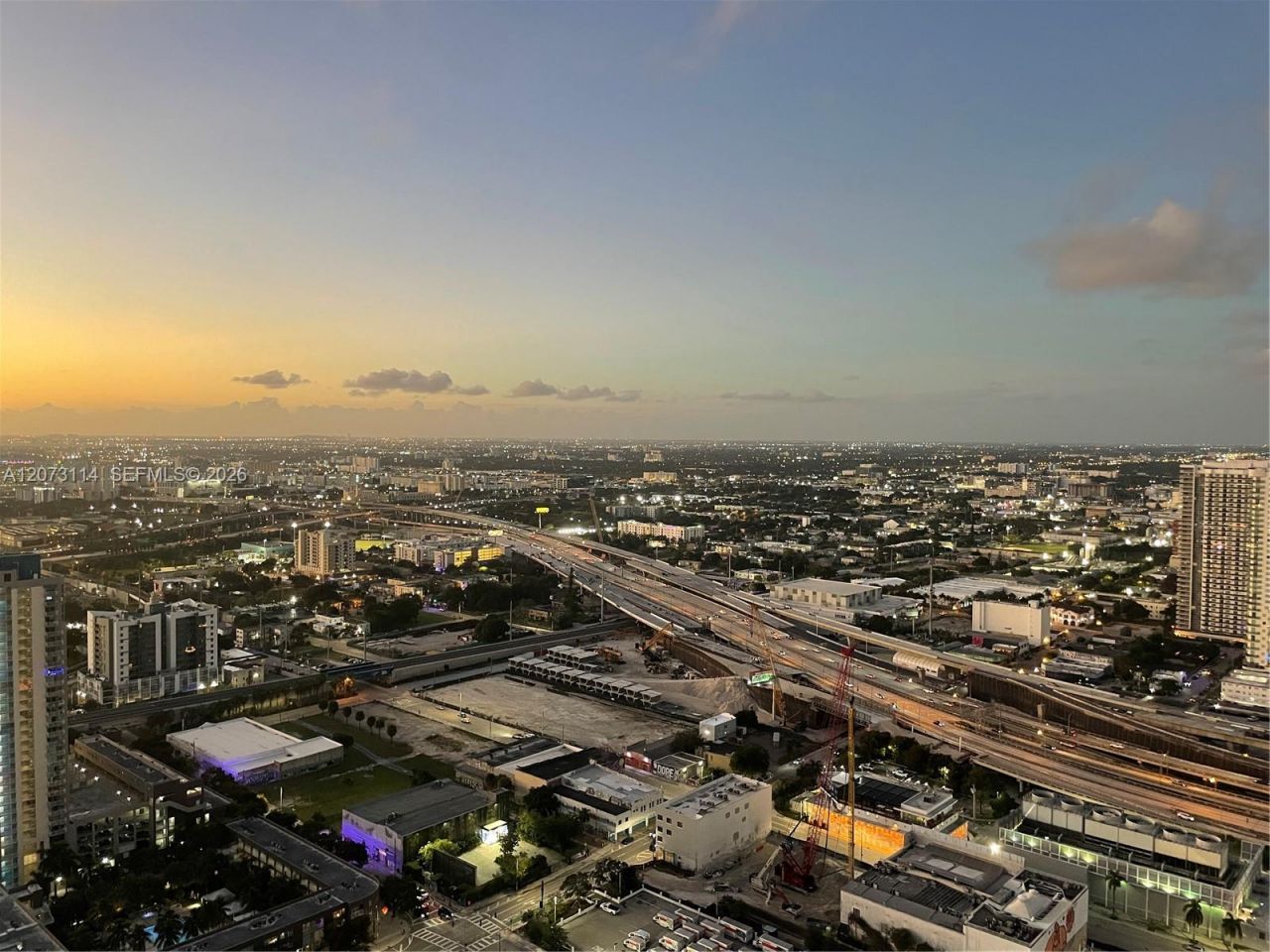 851 NE 1st Ave , Unit 3606, Miami, FL 33132 Photo