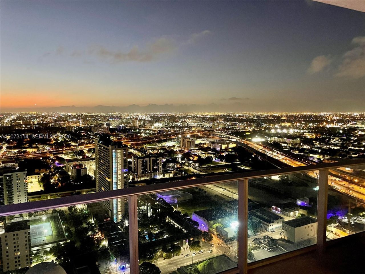 851 NE 1st Ave , Unit 3606, Miami, FL 33132 Photo