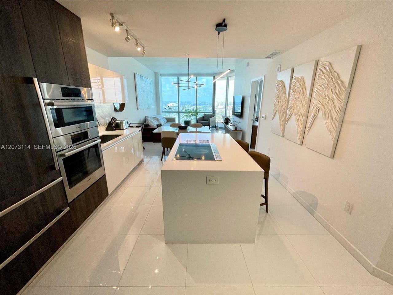 851 NE 1st Ave , Unit 3606, Miami, FL 33132 Photo